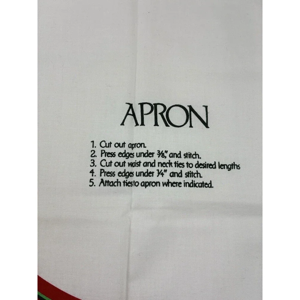 Apron Wamsutta Hallmark Fabric Panel  A Christmas Gathering Cut & Sew Pattern